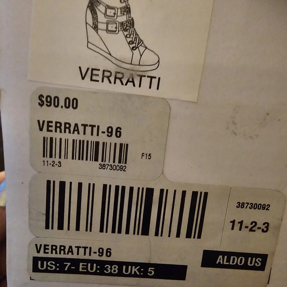 Aldo Verratto-96 wedge boots size 7.5 Used black with gold studs - Picture 9 of 12